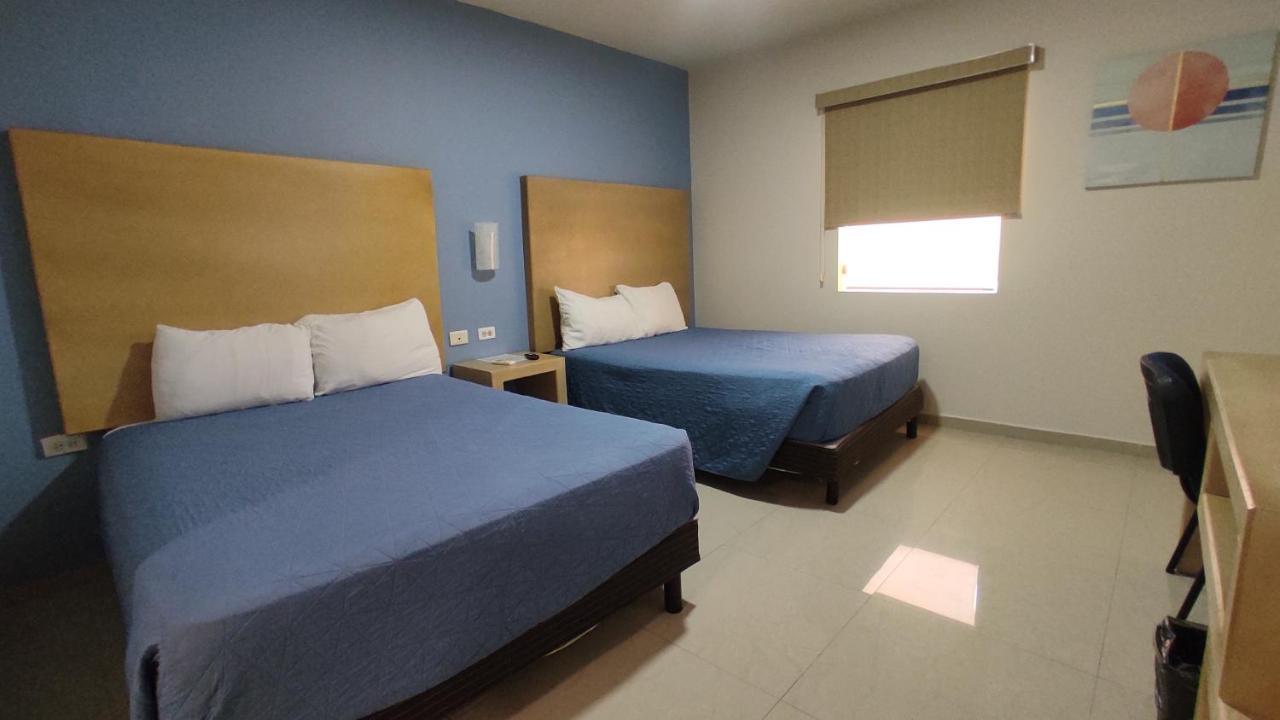 Capital Hotel Monclova Exterior foto