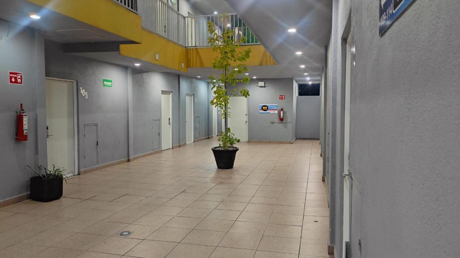 Capital Hotel Monclova Exterior foto