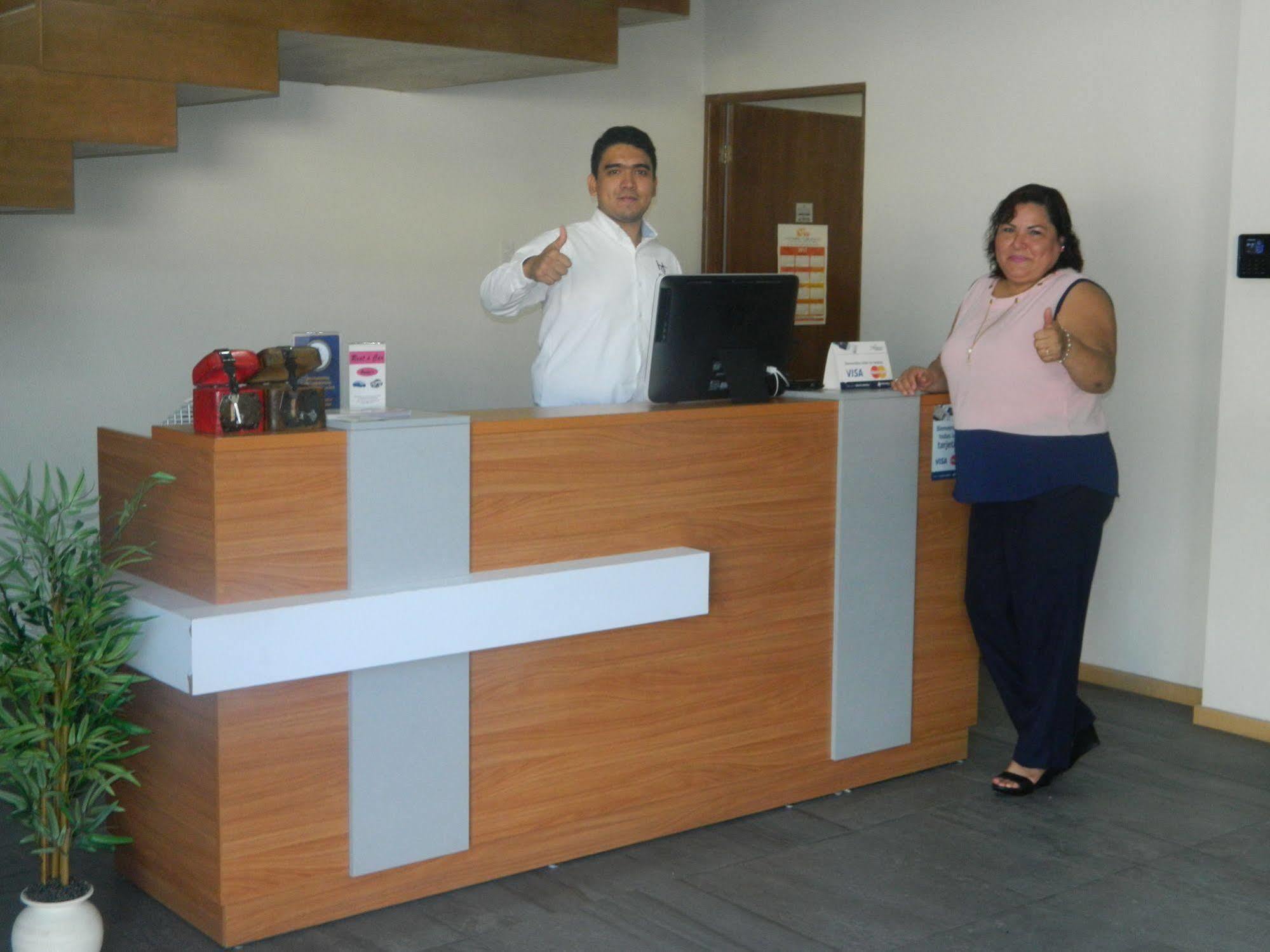 Capital Hotel Monclova Exterior foto