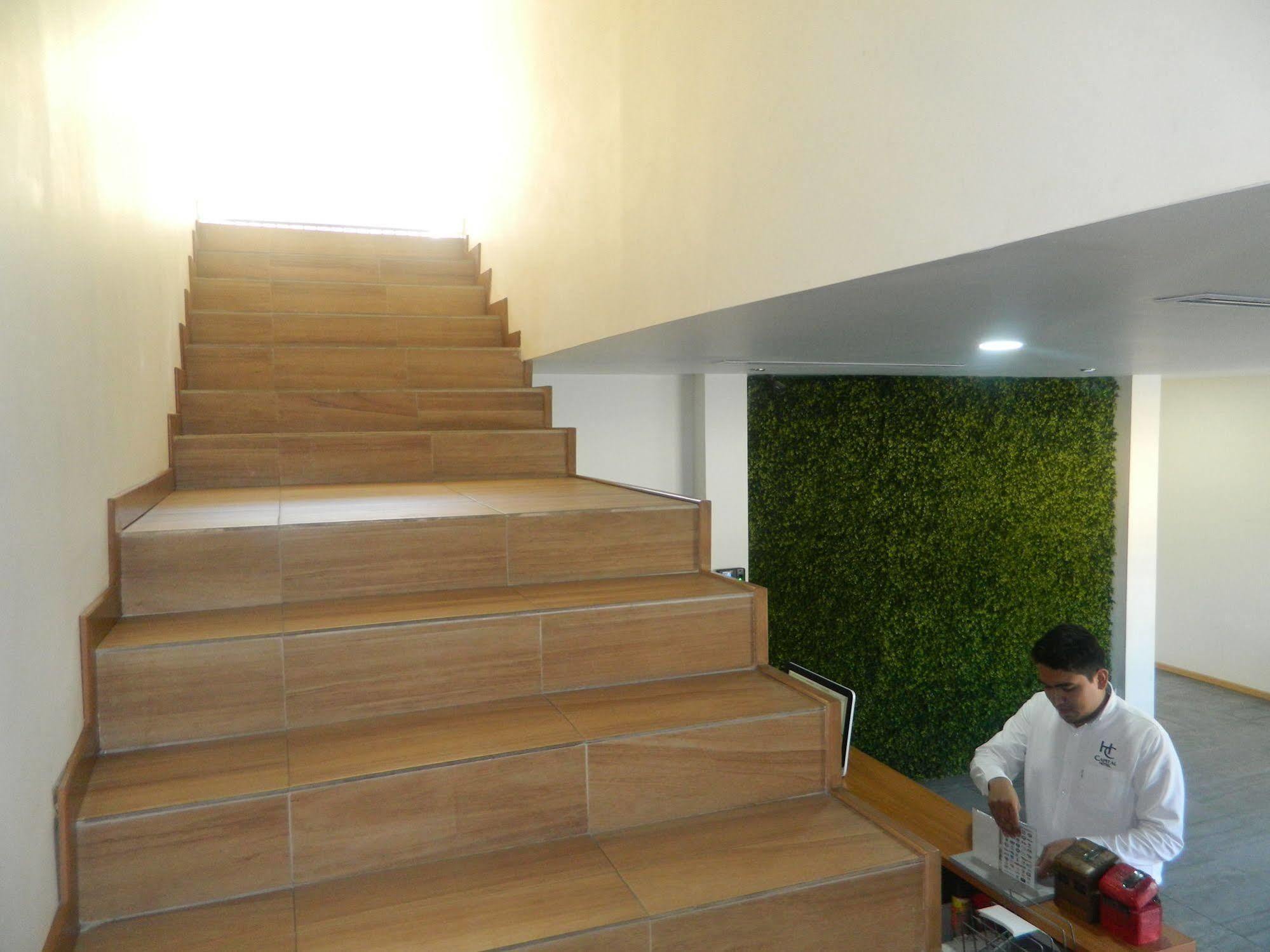 Capital Hotel Monclova Exterior foto